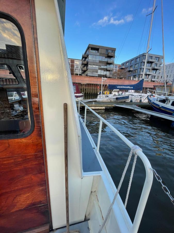 Suesses Motorboot - Bremen Ueberseestadt المظهر الخارجي الصورة
