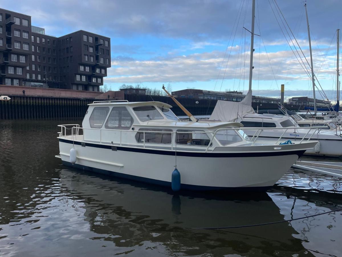 Suesses Motorboot - Bremen Ueberseestadt المظهر الخارجي الصورة
