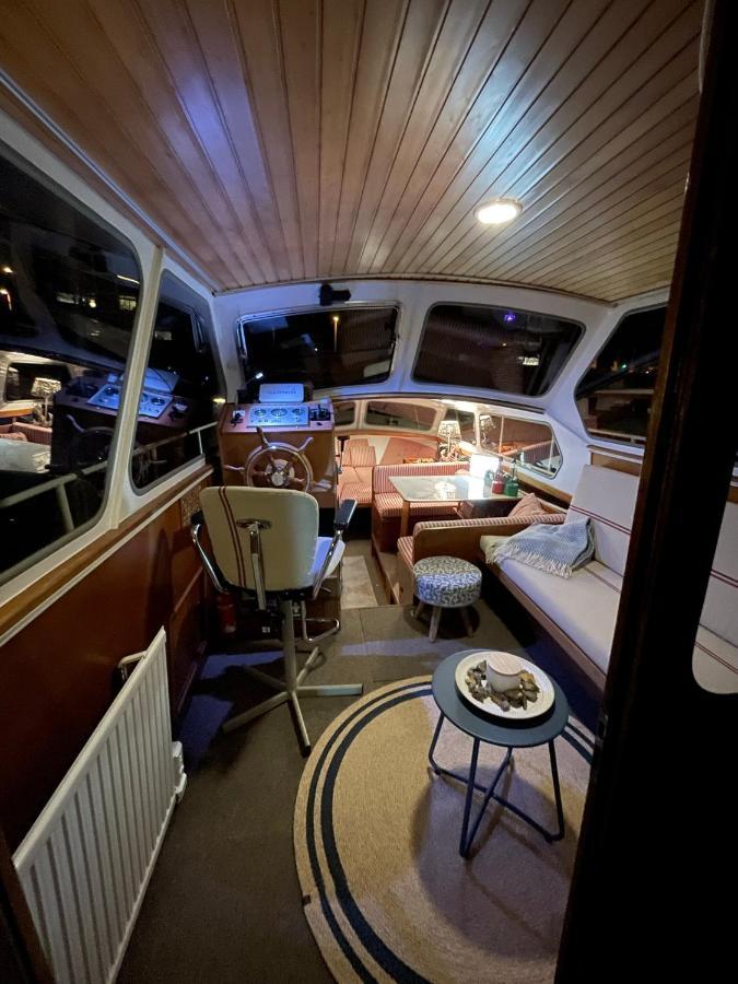 Suesses Motorboot - Bremen Ueberseestadt المظهر الخارجي الصورة